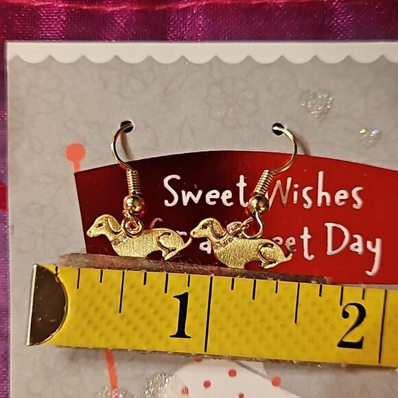 Dachshund Planter & Goldtone Earrings - Picture 2 of 8